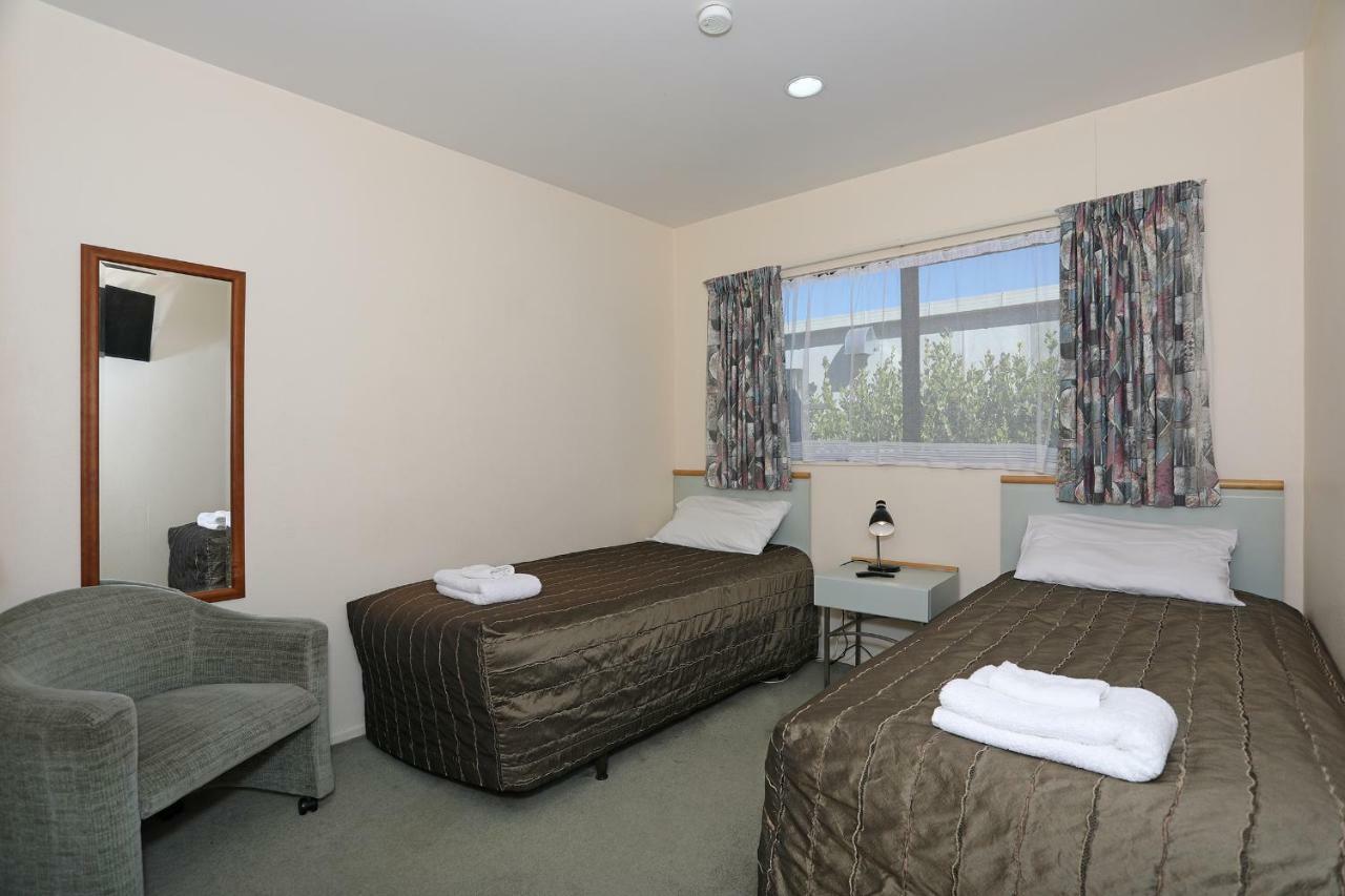 Pavilion Motel & Conference Centre Палмерстон-Норт Экстерьер фото